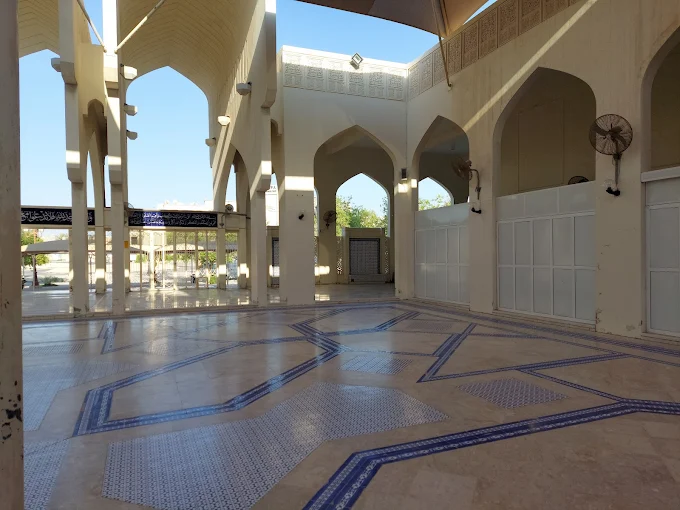 Yusuf bin Ahmed Kanoo - Thumbnail 6