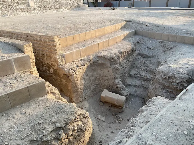 Al-Khamis Mosque - Thumbnail 6