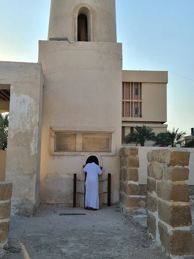 Al-Khamis Mosque - Thumbnail 7
