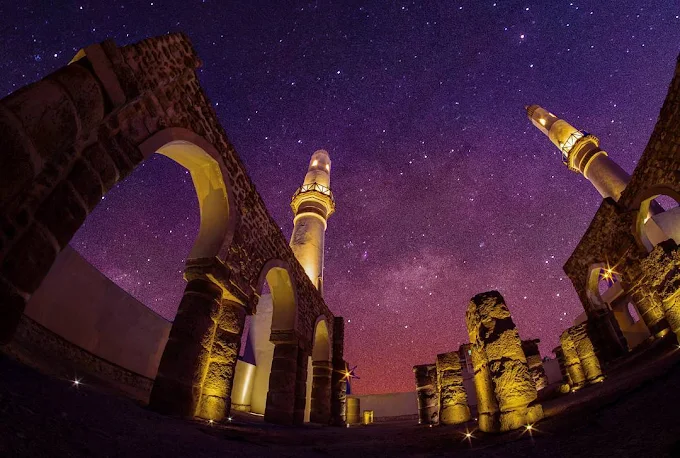Al-Khamis Mosque - Thumbnail 10