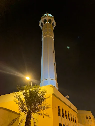 النصف‎ - Thumbnail 3