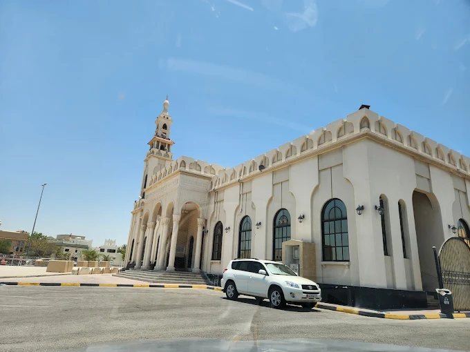 شيخان وشريفه الفارسي‎ - Main Image
