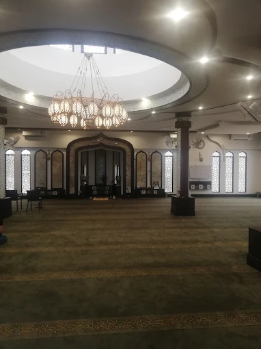 Eastern Hoora Cemetery - Thumbnail 11