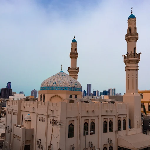 Jidhafs Grand Mosque - Thumbnail 12