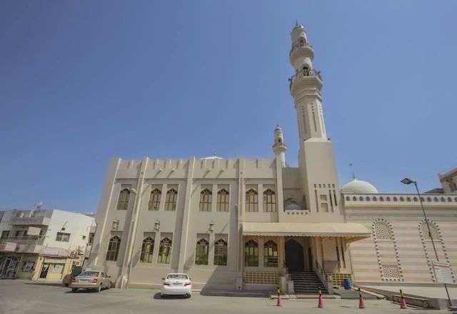 Jidhafs Grand Mosque - Main Image