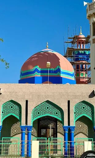 Sheikh Hussein - Thumbnail 5