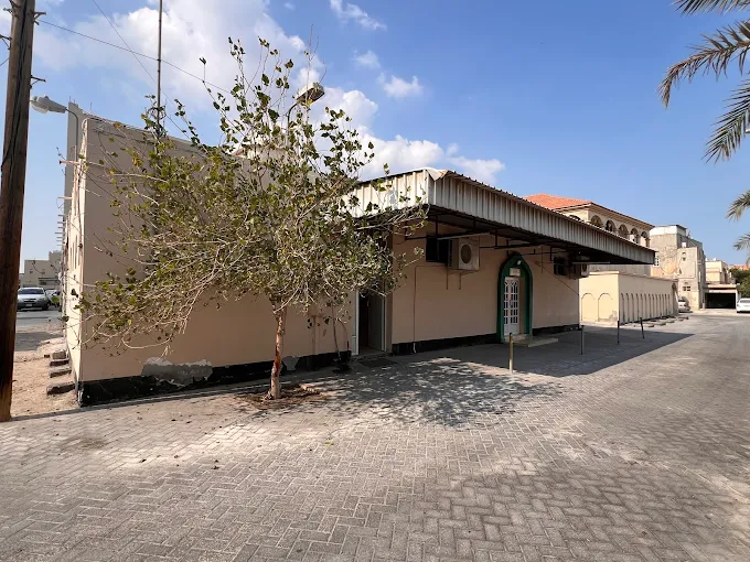 Imam Al-Hadi Mosque in Sitra - Al-Kharijiyah - Thumbnail 5