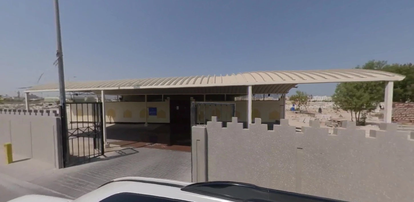 Muharraq Southern Cemetery - Thumbnail 3